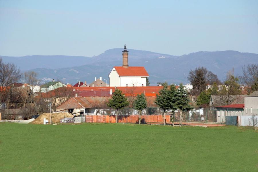 Chateau Krakovany Exterior photo